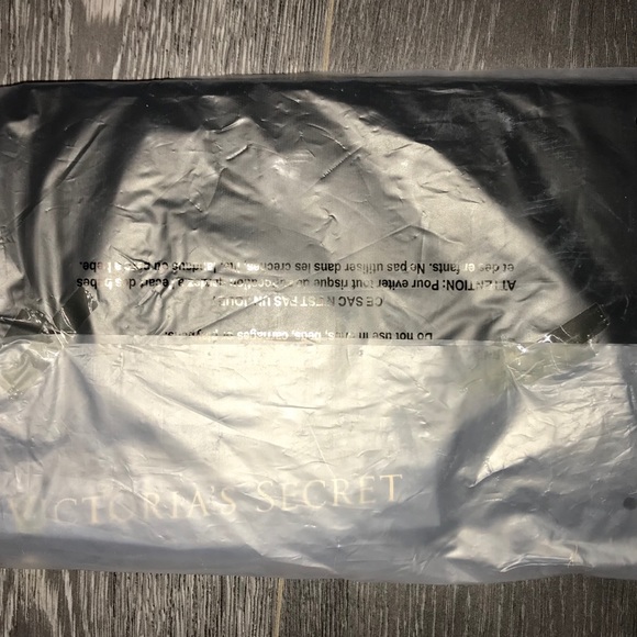 Victoria’s Secret Clutch Trio - Picture 3 of 3